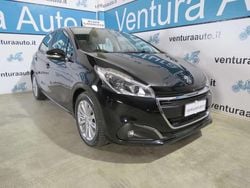 Nero Usata 2016 Peugeot 208 Active Due volumi | 7500 € (Buon prezzo)