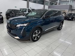 Blu Usata 2023 Peugeot 5008 GTi Monovolume | 23.900 € (Buon prezzo)