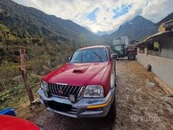 Rosso Usata 2001 Mitsubishi L200 Pick-up | 10.000 € (Buon prezzo)