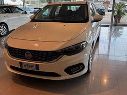 Bianco Usata 2019 Fiat Tipo Easy Tre volumi | 11.400 € (Ottimo prezzo)