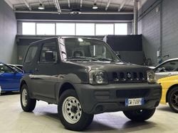 Grigio Usata 2009 Suzuki Jimny SUV | 9999 € (Ottimo prezzo)