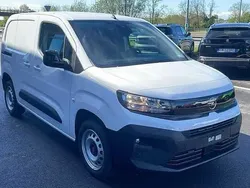 Bianco Nuova 2025 Opel Combo Monovolume | 23.950 €