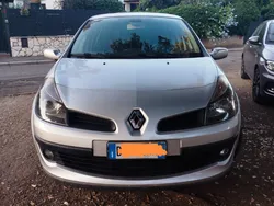 Usata 2007 Renault Clio II LE Tre volumi | 1200 € (Buon prezzo)