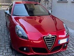 Rosso Usata 2011 Alfa Romeo Giulietta Exclusive Tre volumi | 5800 € (Ottimo prezzo)