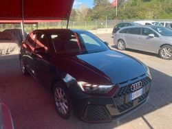 Grigio Usata 2024 Audi A1 S-Line Due volumi | 24.400 € (Ottimo prezzo)