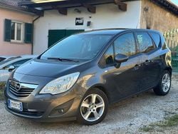 Grigio Usata 2012 Opel Meriva Cosmo Monovolume | 3590 € (Buon prezzo)