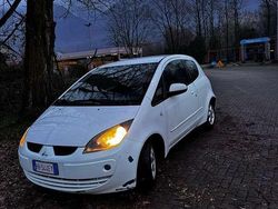 Usata 2008 Mitsubishi Colt Tre volumi | 1100 € (Cara)