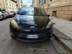 Nero Usata 2012 Ford Fiesta Tre volumi | 3900 € (Ottimo prezzo)