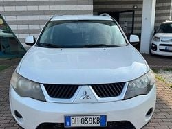 Bianco Usata 2007 Mitsubishi Outlander Instyle SUV | 3900 € (Ottimo prezzo)
