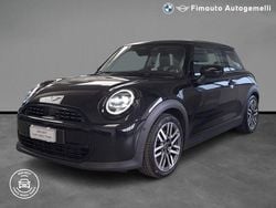 Nero / metallizzato Usata 2024 Mini Cooper Classic Due volumi | 24.900 € (Buon prezzo)