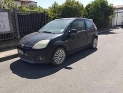 Usata 2005 Ford Fiesta ST Tre volumi | 3400 € (Ottimo prezzo)