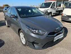 Grigio Usata 2022 Kia Ceed GT GT-Line | 16.200 €