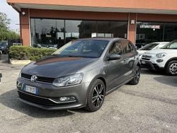 Grigio Usata 2014 VW Polo Tre volumi | 7890 € (Buon prezzo)