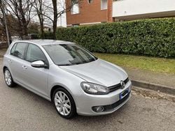 Argento Usata 2012 VW Golf VI Highline Tre volumi | 6800 € (Buon prezzo)