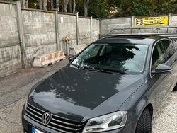 Usata 2011 VW Passat Tre volumi | 6800 € (Cara)