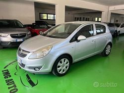 Grigio Usata 2009 Opel Corsa Tre volumi | 1999 € (Ottimo prezzo)