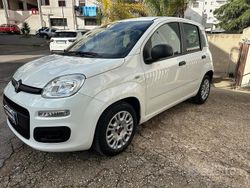 Bianco Usata 2016 Fiat Panda Tre volumi | 5950 € (Buon prezzo)