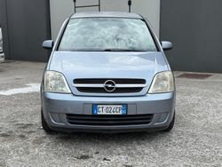 Grigio Usata 2005 Opel Meriva Cosmo Monovolume | 1300 € (Buon prezzo)