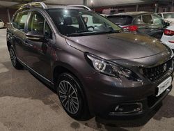 Grigio Usata 2018 Peugeot 2008 Active SUV | 10.500 € (Ottimo prezzo)