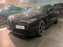 Nero Usata 2022 Alfa Romeo Giulia Veloce Tre volumi | 39.990 € (Molto cara)