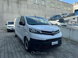 Bianco Usata 2024 Toyota Proace Active Furgone | 21.230 € (Ottimo prezzo)