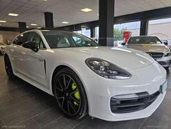 Bianco Usata 2018 Porsche Panamera 4 Sport Turismo Tre volumi | 61.990 €