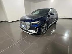 Blu navarra metallizzato Usata 2022 Audi Q4 e-tron S-Line SUV | 28.990 € (Super prezzo)