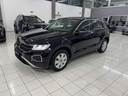 Nero Usata 2022 VW T-Roc Life SUV | 18.300 € (Buon prezzo)