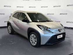 Argento Usata 2023 Toyota Aygo X Active SUV | 13.000 € (Buon prezzo)
