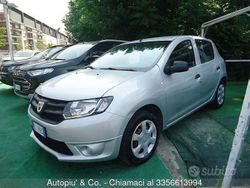 Argento Usata 2016 Dacia Sandero Lauréate Tre volumi | 4900 € (Ottimo prezzo)