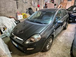 Usata 2011 Fiat Punto Evo Due volumi | 3999 € (Buon prezzo)