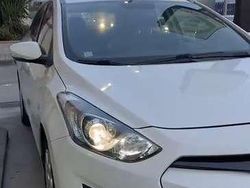 Bianco Usata 2013 Hyundai i30 Classic Station wagon | 6500 € (Buon prezzo)