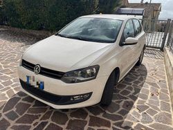 Bianco Usata 2013 VW Polo Tre volumi | 7500 € (Buon prezzo)