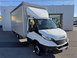Bianco Usata 2022 Iveco Daily Furgone | 31.750 € (Molto cara)