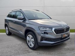 Grigio graphite metallizzato Usata 2025 Skoda Karoq Selection SUV | 30.900 € (Buon prezzo)