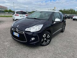 Blu/azzurro Usata 2014 Citroën DS3 Tre volumi | 6400 € (Buon prezzo)