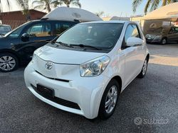 Bianco Usata 2009 Toyota iQ Due volumi | 7900 €