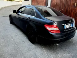 Usata 2007 Mercedes C220 Elegance Tre volumi | 6000 € (Buon prezzo)