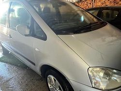 Grigio Usata 2002 Ford Galaxy Monovolume | 1500 €