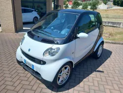 Bianco Usata 2001 Smart ForTwo Coupé Pulse Due volumi | 1999 € (Buon prezzo)