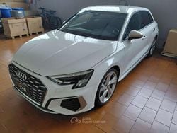 Bianco ibis Usata 2023 Audi A3 Ambiente Tre volumi | 39.500 € (Buon prezzo)