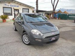 Grigio Usata 2015 Fiat Punto Street Tre volumi | 3800 € (Ottimo prezzo)