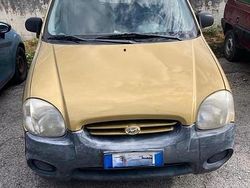Giallo Usata 1999 Hyundai Atos Due volumi | 800 € (Buon prezzo)