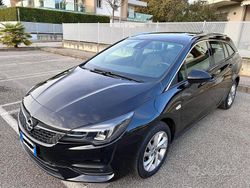Nero Usata 2022 Opel Astra Station wagon | 9900 € (Ottimo prezzo)