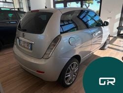 Argento Usata 2011 Lancia Ypsilon Platinum Due volumi | 4390 € (Buon prezzo)