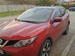 Rosso Usata 2016 Nissan Qashqai SUV | 9500 €