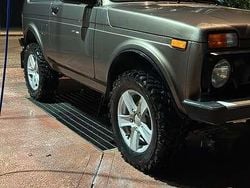 Bronzo Usata 2023 Lada niva SUV | 18.500 € (Molto cara)