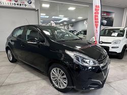 Grigio Usata 2017 Peugeot 208 Allure Due volumi | 7899 € (Buon prezzo)