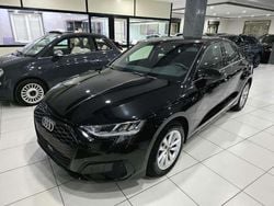 Nero Usata 2022 Audi A3 Business Tre volumi | 22.890 € (Ottimo prezzo)