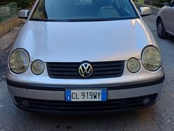 Grigio Usata 2004 VW Polo Comfortline Due volumi | 1200 € (Ottimo prezzo)